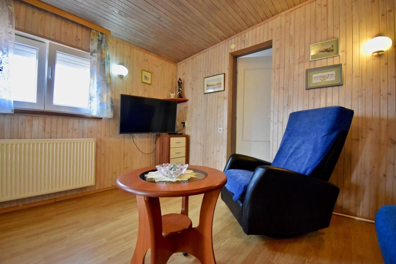 Holiday Apartments Medulin Buitenkant foto