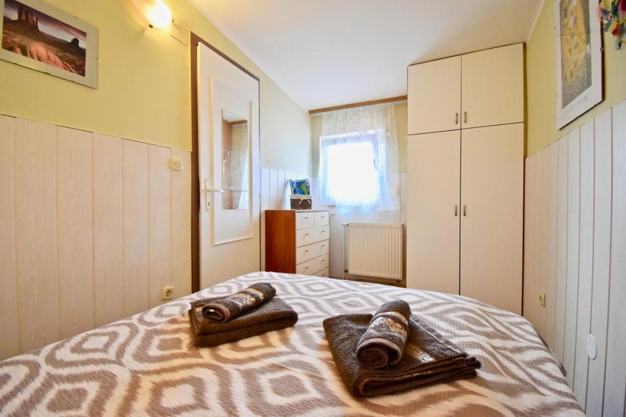Holiday Apartments Medulin Buitenkant foto